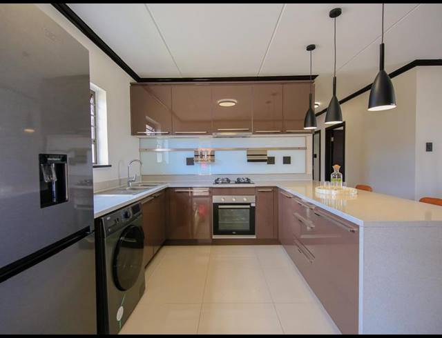 2 BEDROOM PROPERTY TO RENT IN BLUE HILLS